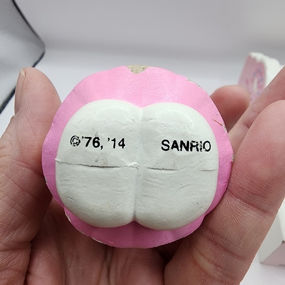 2014 Hello Kitty Wooden Bed Bathtub Couch Vintage Lot Sanrio - Picture 5 of 6